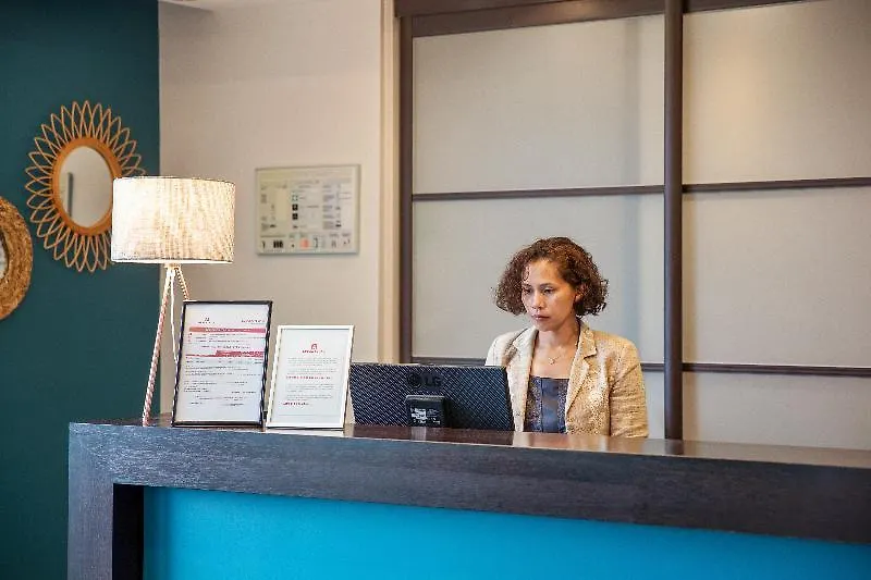 **** Отель Quality Aparthotel Divonne - Portes De Geneve Франция