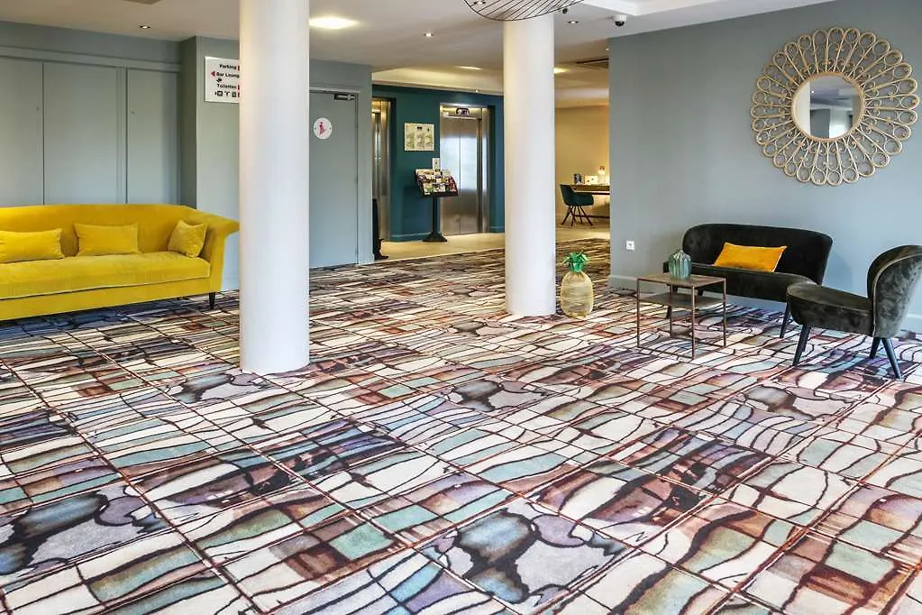 Quality Aparthotel Divonne - Portes De Geneve 4*, Дивон-Ле-Бэн Франция