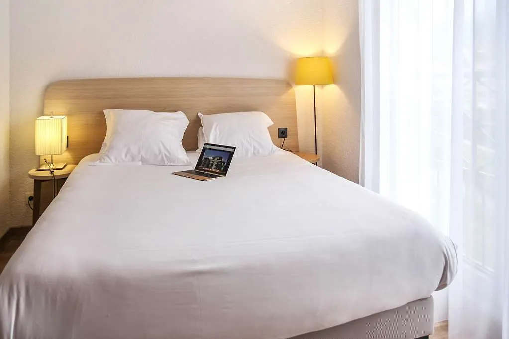 Quality Aparthotel Divonne - Portes De Geneve Отель Дивон-Ле-Бэн