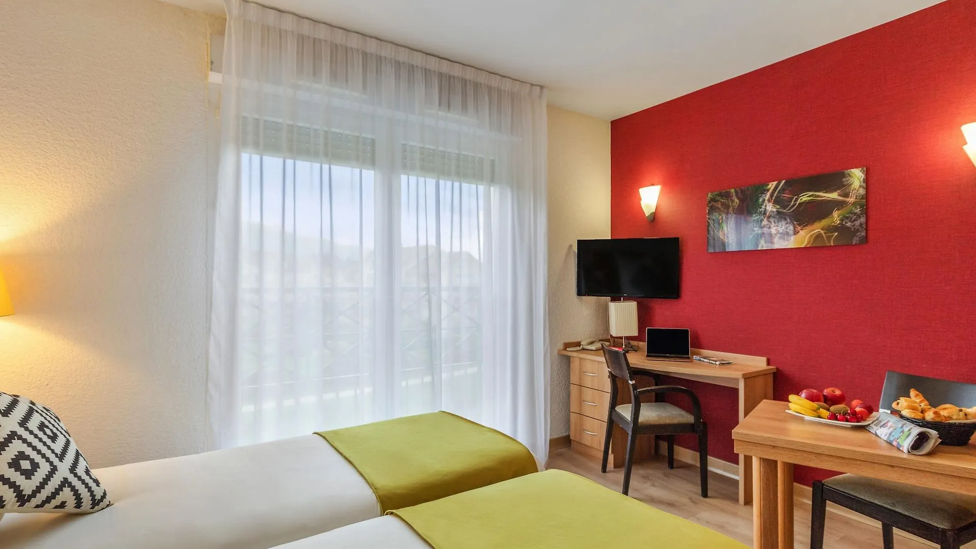 Quality Aparthotel Divonne - Portes De Geneve Отель Дивон-Ле-Бэн