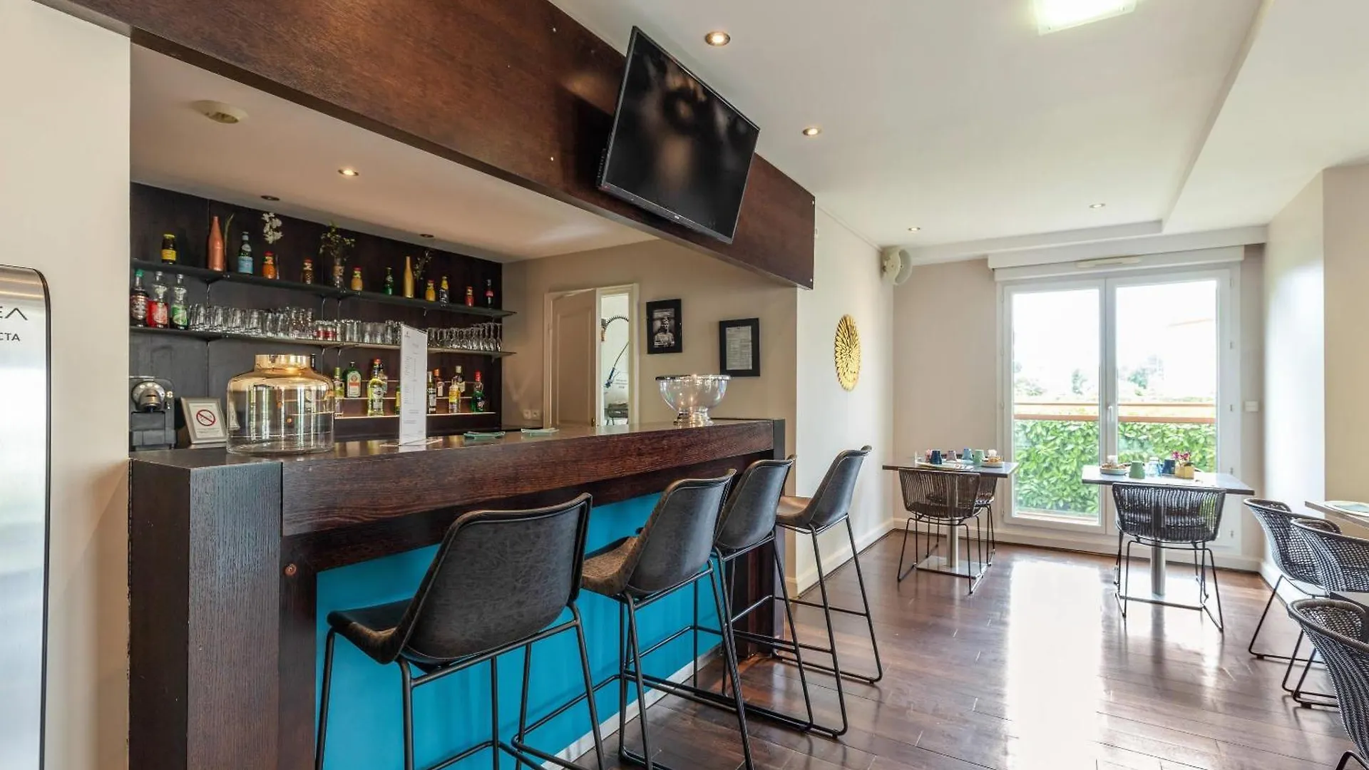 Quality Aparthotel Divonne - Portes De Geneve Отель Дивон-Ле-Бэн